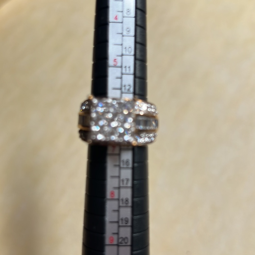 Bella Luce - image 6